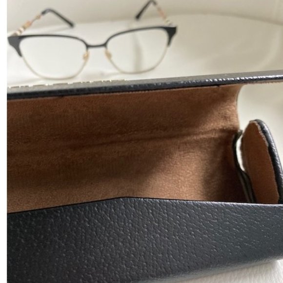 Burberry Eye Glass frames with cleaning cloth and case - Picture 1 of 5